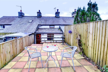 WAH462 - Patio View 1