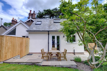 WAF249 - Exterior Rear