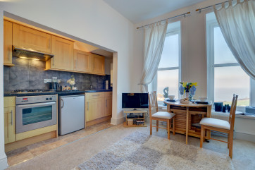 A super sociable space to cook and entertain