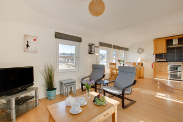 Lounge / Kitchen / Diner