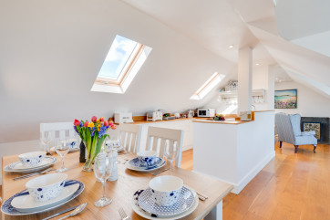 Dining area / Kitchen