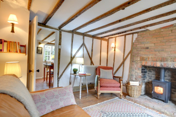 CB650 - Sitting Room - View 3