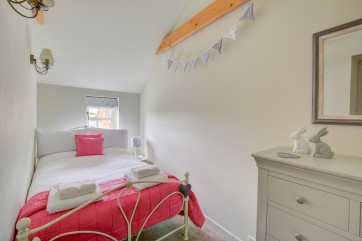 Bedroom 2 with small 4' double bed