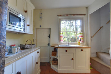 Country kitchen with access to courtyard garden