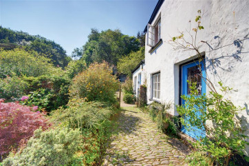 In an unforgettable and unique location Peppercombe Holt is just perfect for a truly get away from it all holiday