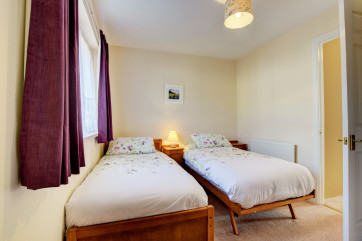 Gainsborough Torquay - Twin Bedroom