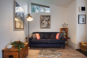 Hygge House, Shaldon - Sofa in the living area