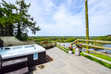 Hot-tub with views over the lake and surrounding countryside