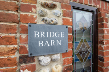 Bridge Barn