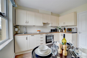 COMBE - Dining Area - View 3