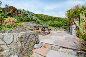 BARRI - Garden - View 1