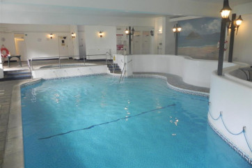 Swimming pool on site available April - October