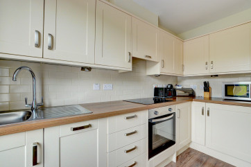 Modern style well equipped kitchen