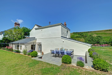 View from rear - Hillside