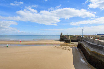 The harbour wall in Saundersfoot