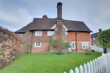 CB641 - Chimney View