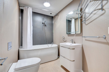 Bathroom with bath, basin and wc