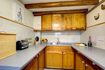 Well equipped kitchen