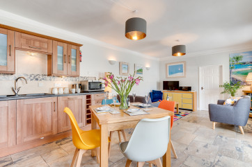 Lounge / Kitchen / Diner