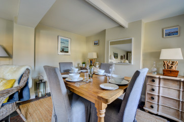 Convenient dining area within the sitting room