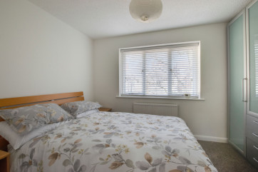 Pontcanna Mews Cardiff Apartment   -  Master bedroom