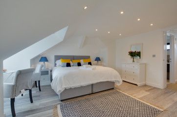 Double Bedroom 1 - View 3