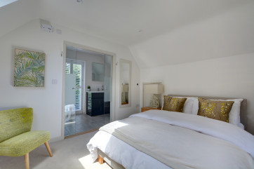 CB652 - Bedroom - View 2