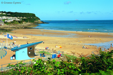Traeth Benllech Beach, walking distance from the cottage