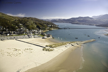 View over Mawddach Estuary and the beautiful Blue Flag beach at Barmouth