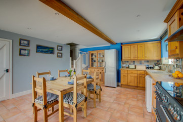 Spacious kitchen - perfect for a family get together