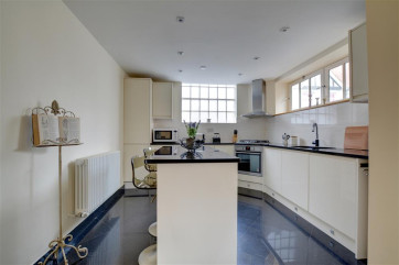 Superb kitchen which is fully equipped.