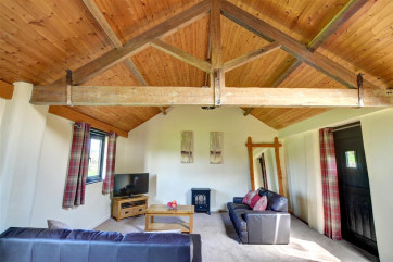 WAA376 - Sitting Room View 2