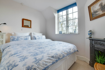 Bedroom 2 made up as a double