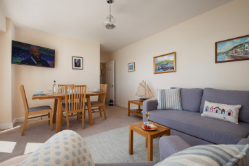 Relax in this Modern Family Holiday Home with Sea Views over Torquay towards Paignton and Brixham