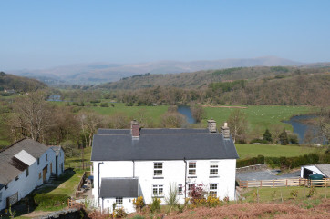 Plas Rhiwlas - situated in the picturesque surroundings of the Dyfi estuary