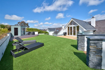 YGARNX - Rear Terraces View 3