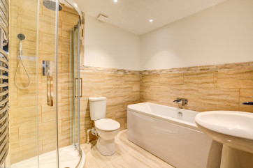 Bedroom 5 En-Suite with bath, shower cubicle, washbasin and wc