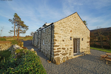 Detached, private, scenic, peaceful and cosy