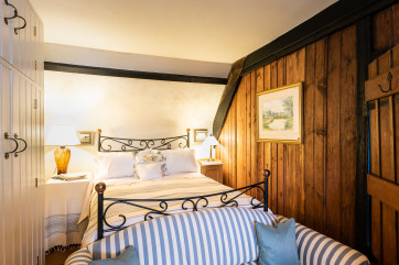 Wood panelled Bedroom