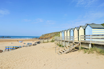 The sandy Summerleaze beach at Bude in Cornwall is just half an hour away by car