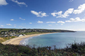 Less than a 10 minute walk to the stunning Praa Sands beach