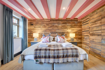 Bedroom View 1 - Barn