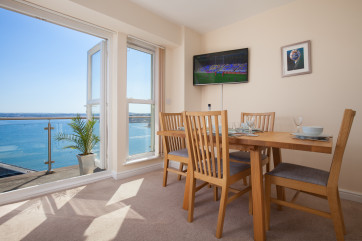 Dining area in Spacious Torquay Holiday Apartment
