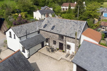 Aerial view of Stepps Farm