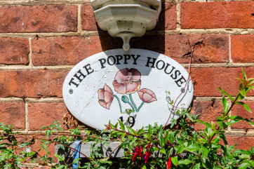 Poppy House nameplate