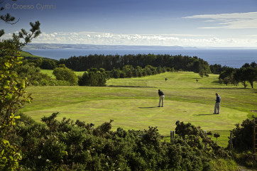 Enjoy the views from Aberystwyth Golf Course