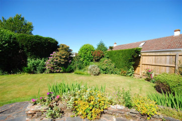 Lovely large garden for the children to run around in