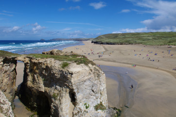 Just 100 yards to Perranporth Beach