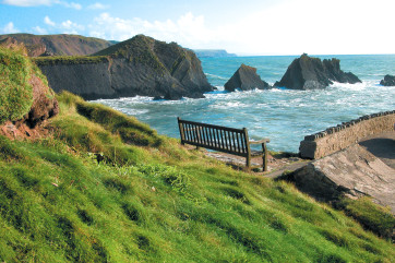 The dramatic cost of Hartland is a few miles from the cottage, perfect for coastal walks and taking in the scenery