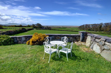 WAG263 - Exterior View 6